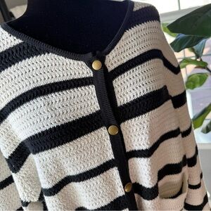 Universal Thread Black & White Striped Women's Cardigan - Sz L